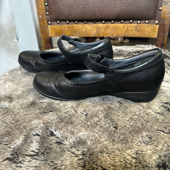 Dansko Fawna Mary Jane Black Leather Milled Nappa Comfort Shoes, Size 38/8 - Picture 3 of 9